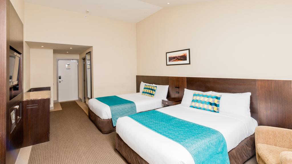 Copthorne Hotel & Resort Lakefront Квинстаун Экстерьер фото
